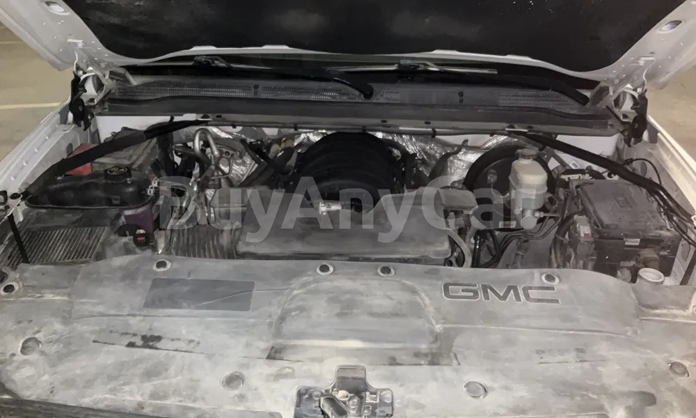 Vehicle photo 6