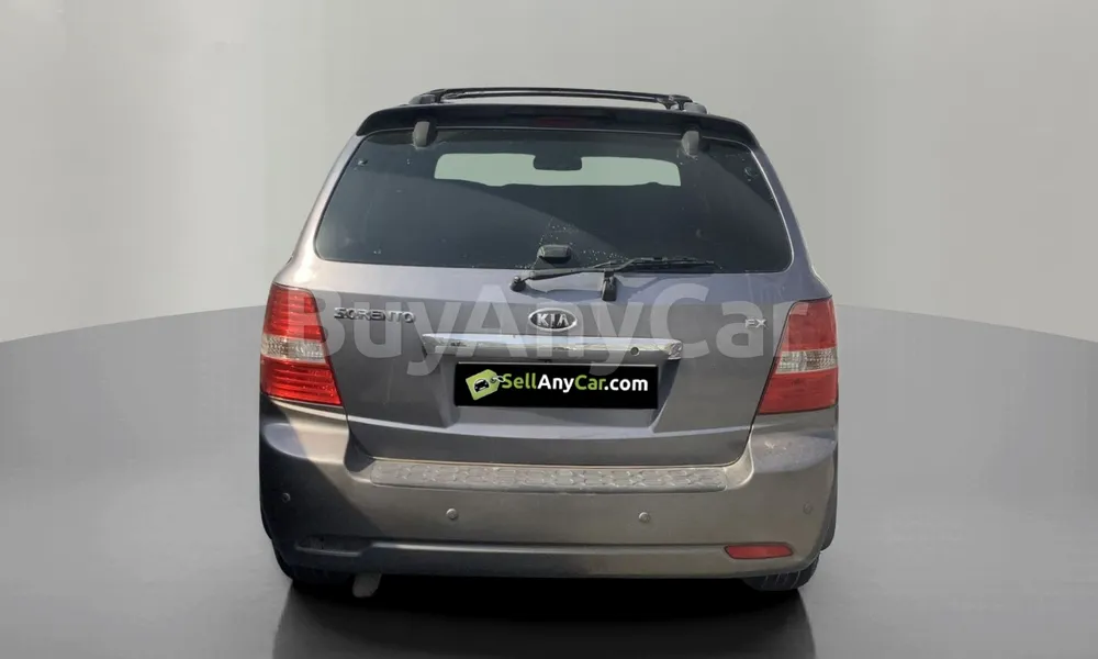 Vehicle photo 2
