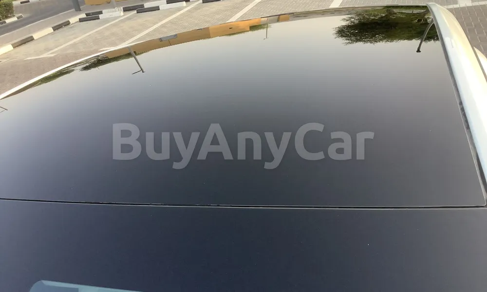Vehicle photo 7