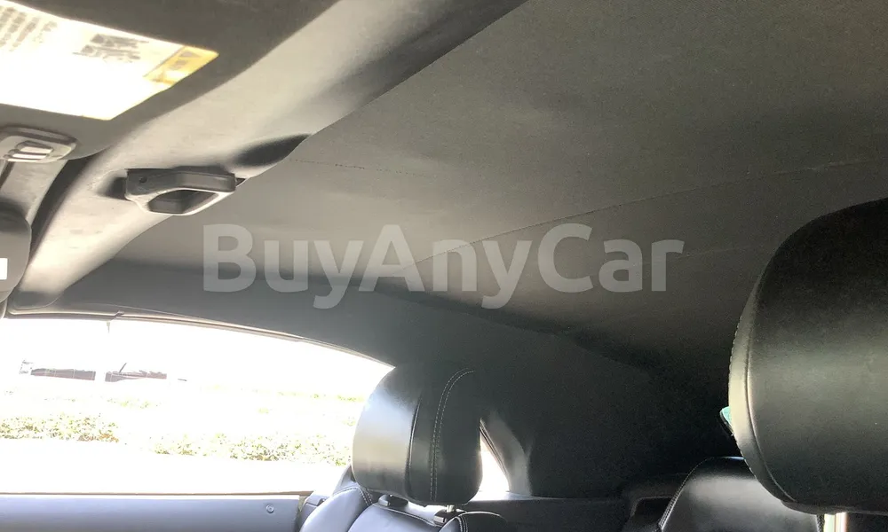 Vehicle photo 9