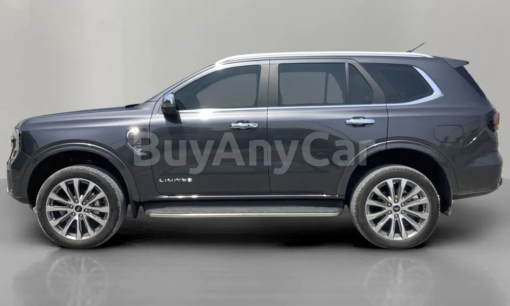 Vehicle photo 4