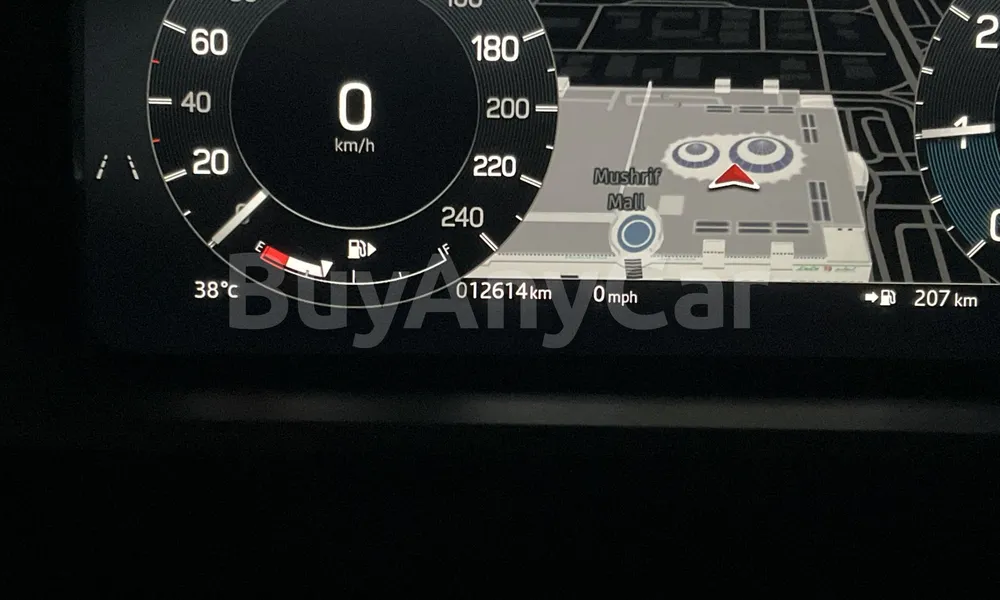 Vehicle photo 9