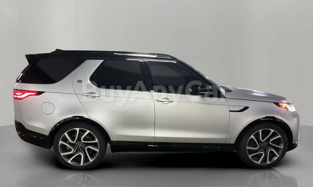 Vehicle photo 3