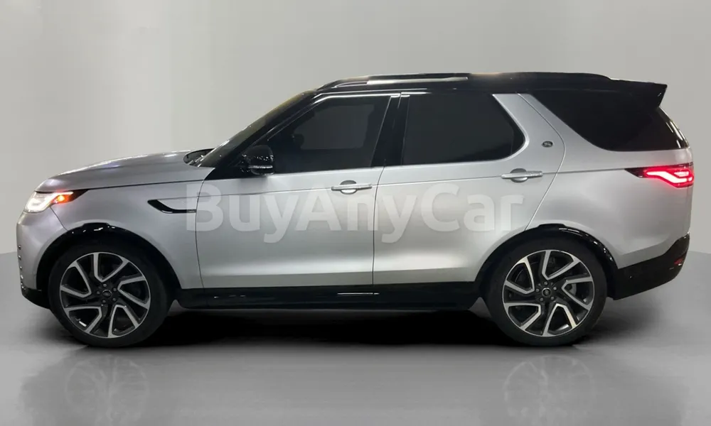 Vehicle photo 4