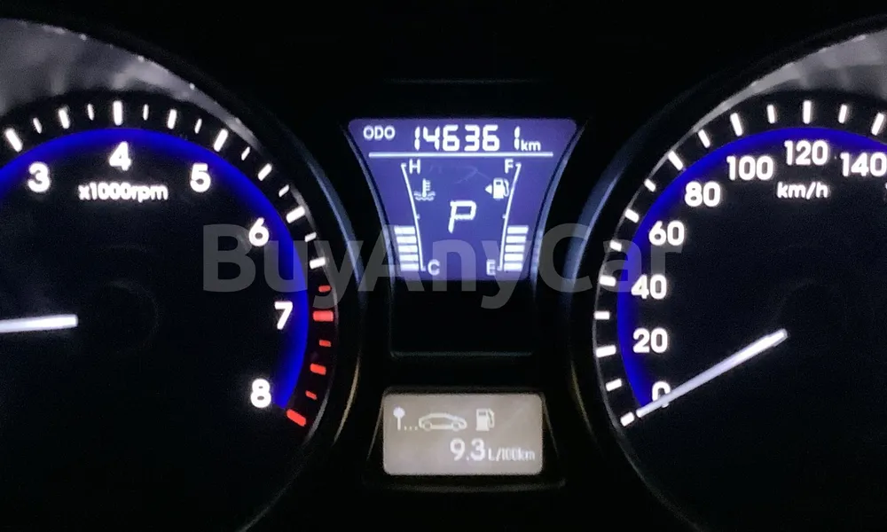 Vehicle photo 7