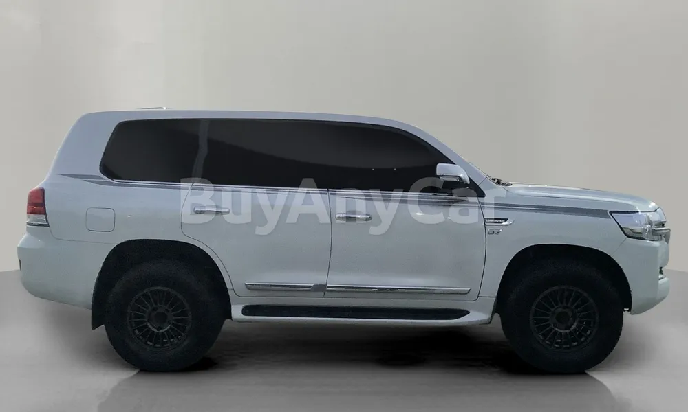 Vehicle photo 4