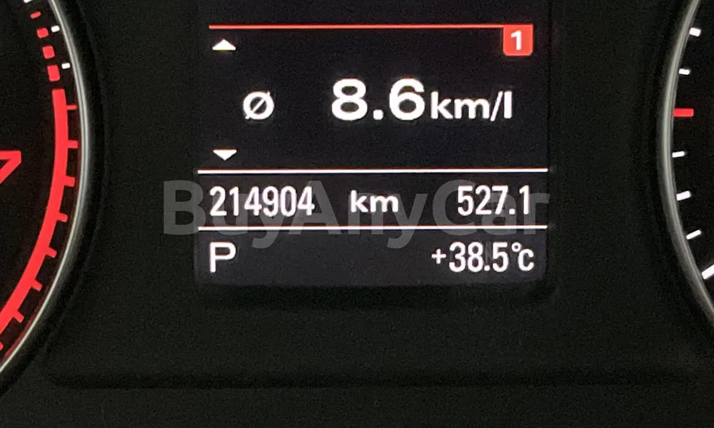 Vehicle photo 7