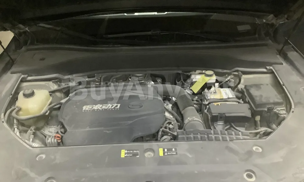 Vehicle photo 6