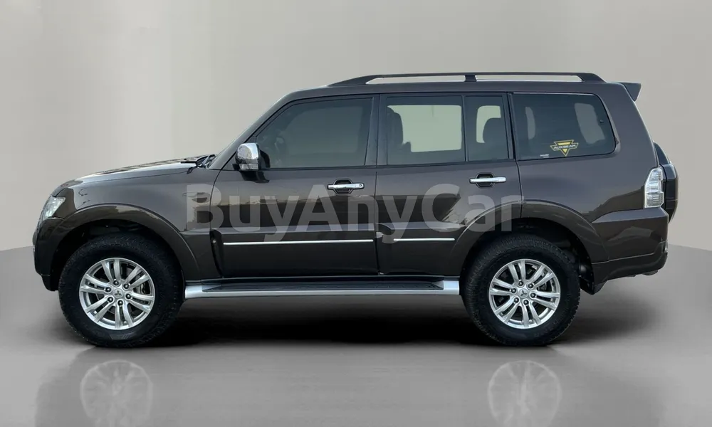 Vehicle photo 3