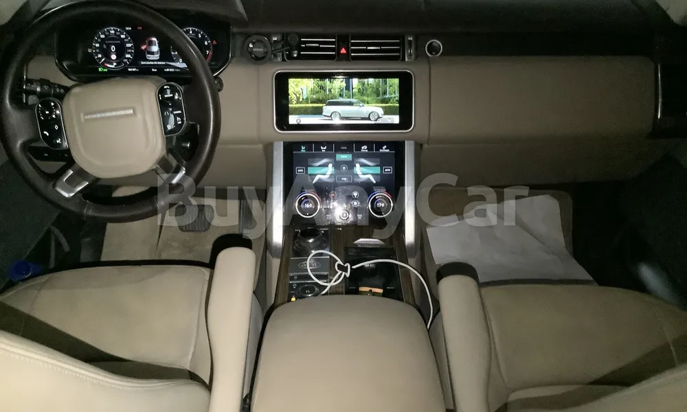 Vehicle photo 7