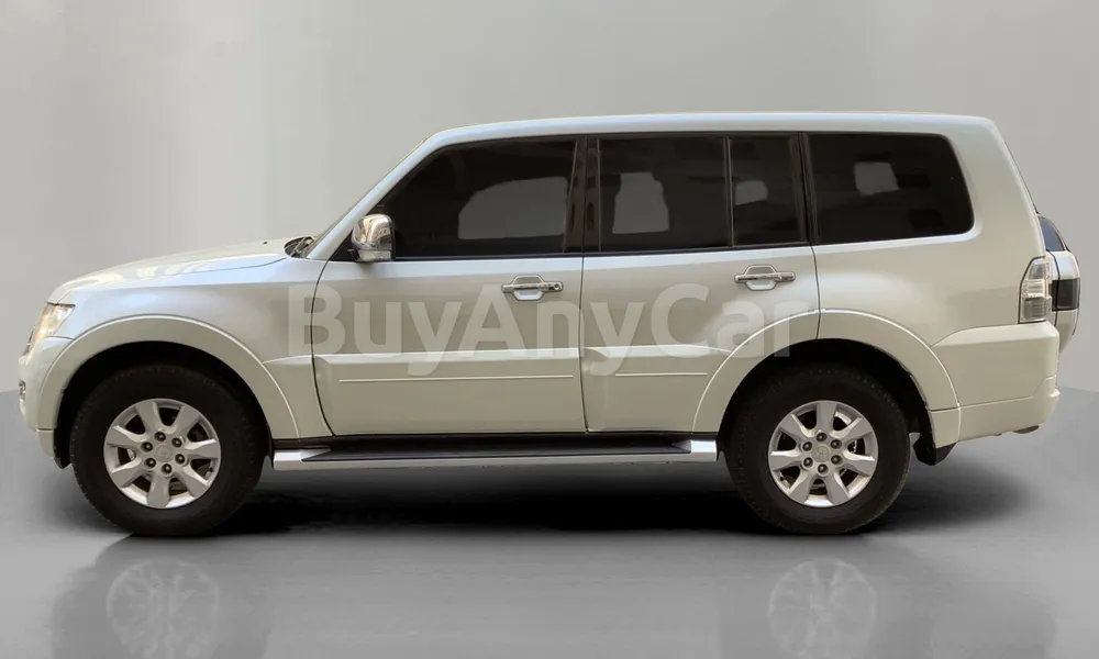 Vehicle photo 4