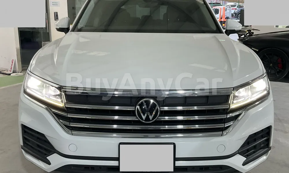 Vehicle photo 1