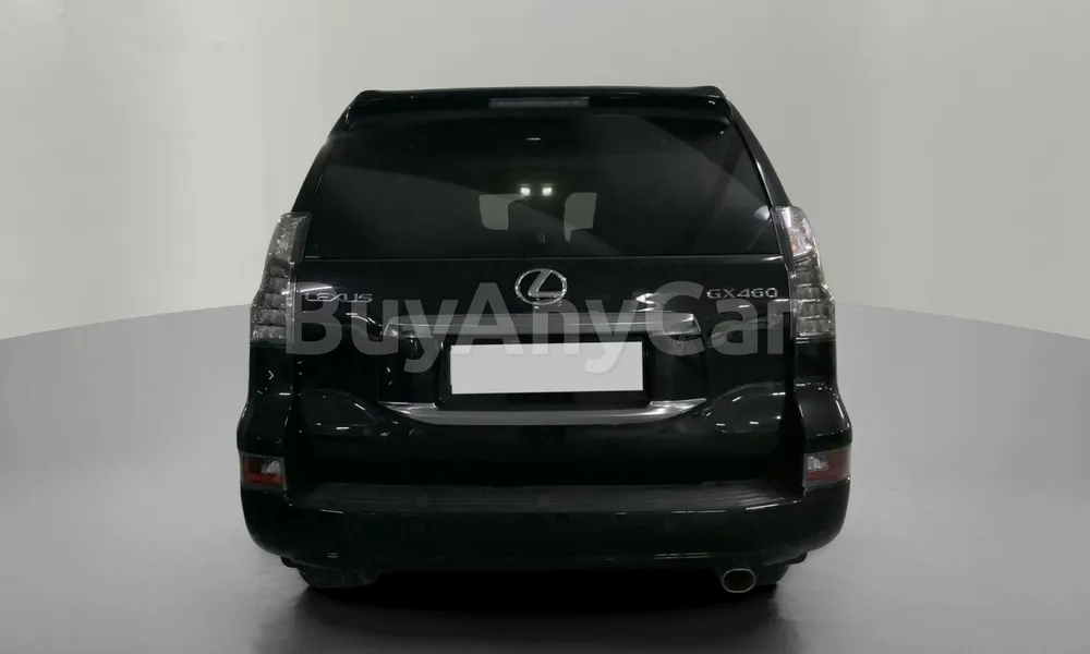 Vehicle photo 2