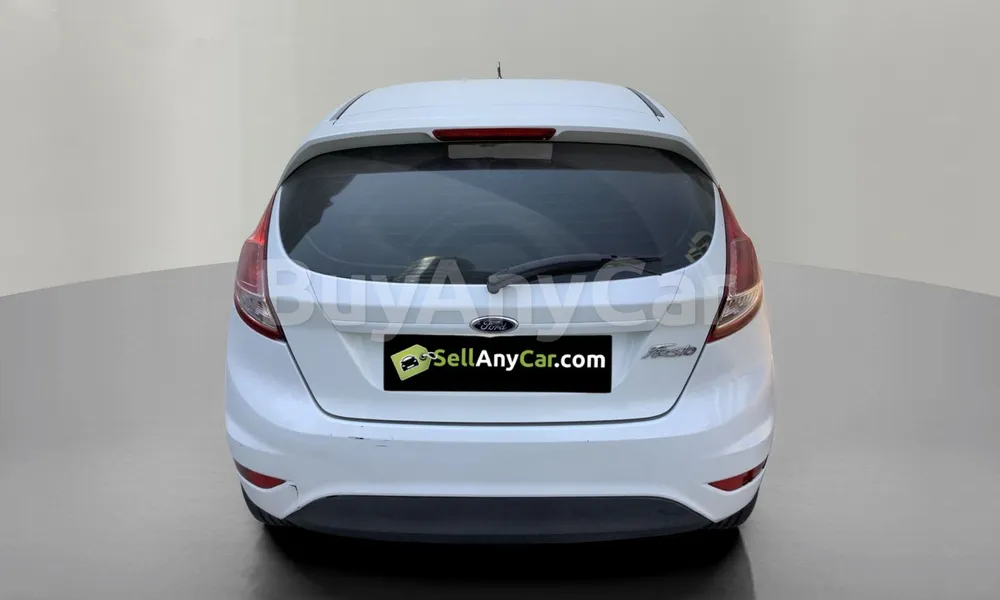Vehicle photo 2