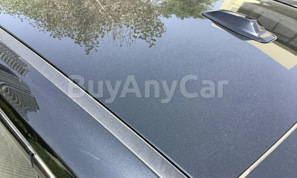 Vehicle photo 5