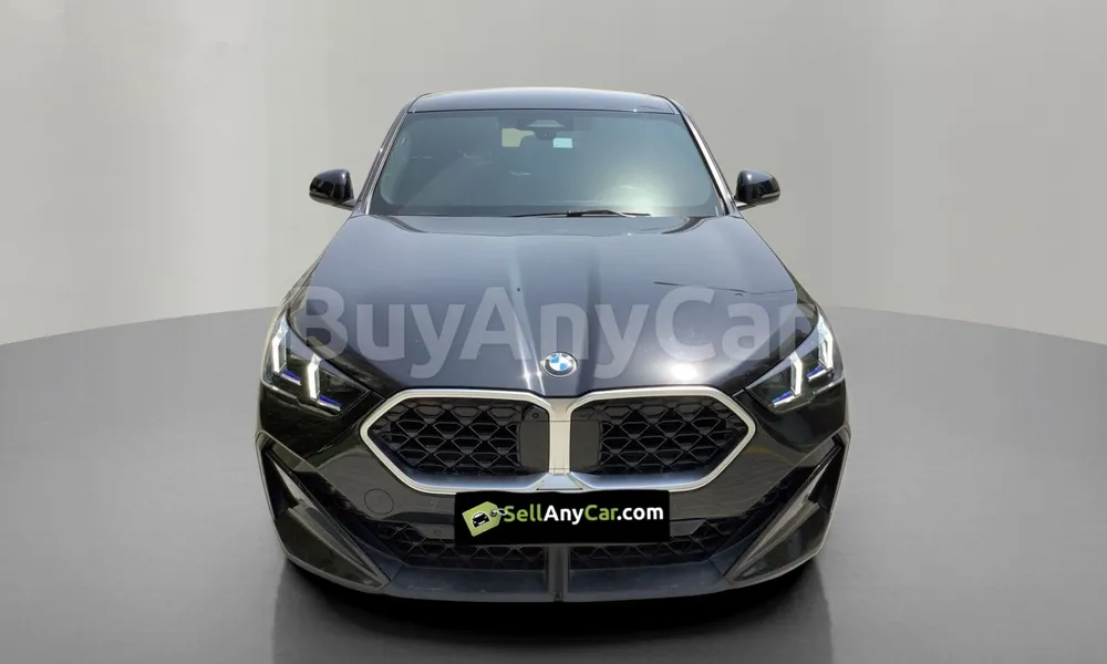 Vehicle photo 1