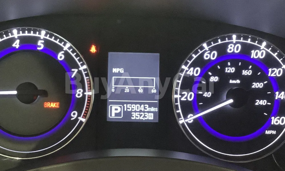 Vehicle photo 8