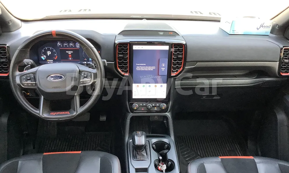 Vehicle photo 8