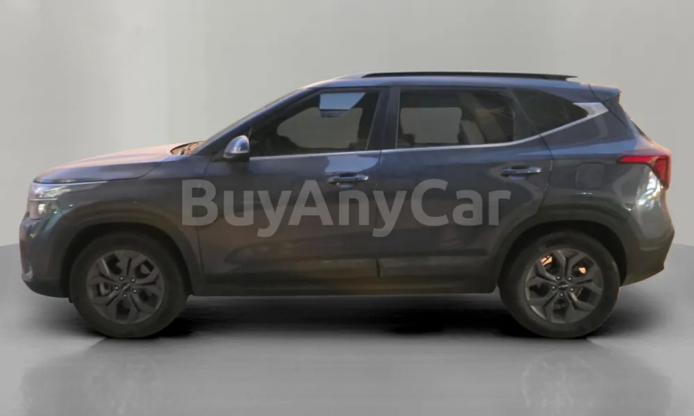Vehicle photo 3