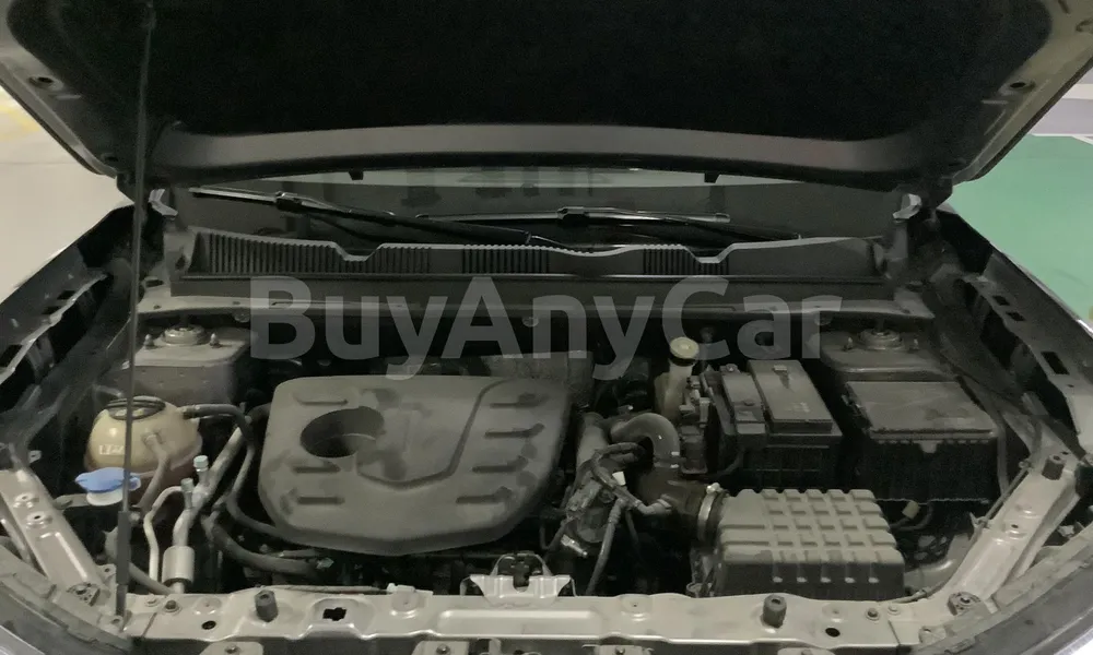 Vehicle photo 6