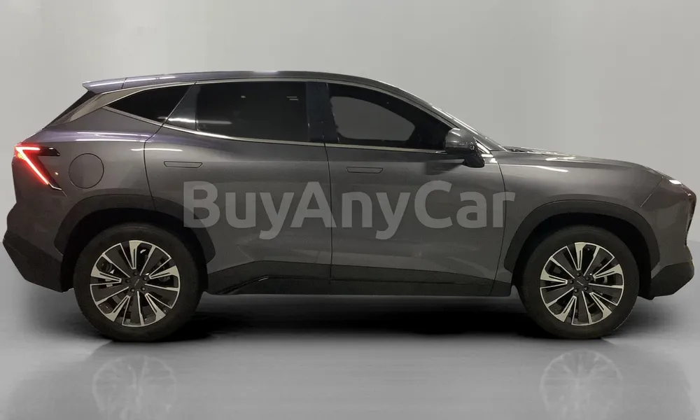 Vehicle photo 4