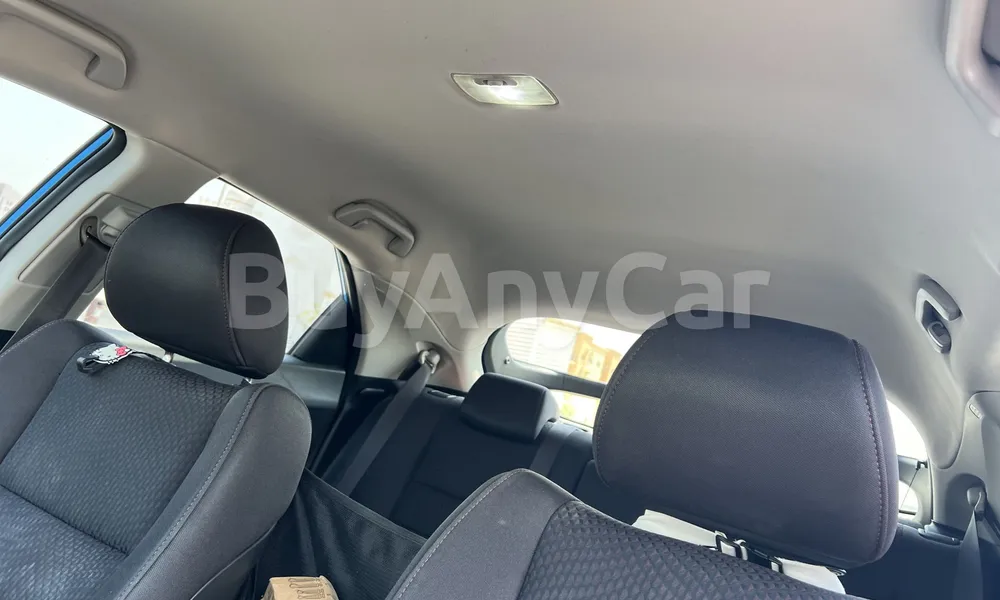 Vehicle photo 8