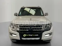 Mitsubishi Pajero 2020