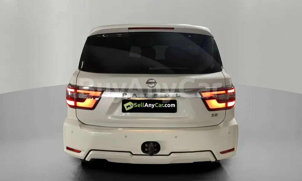 Vehicle photo 3