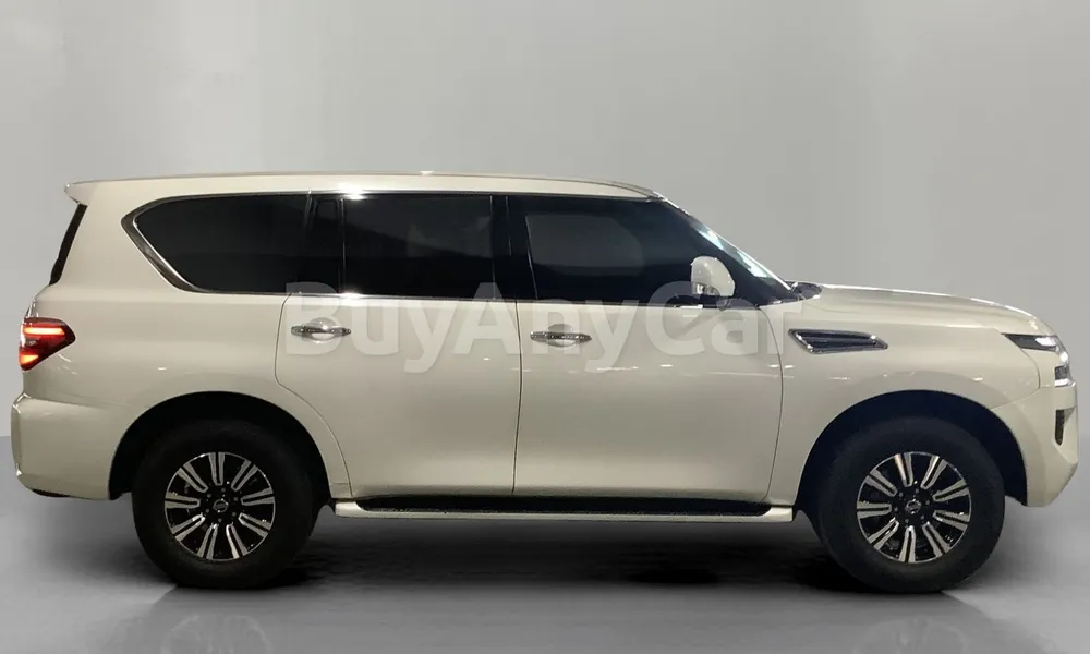 Vehicle photo 4