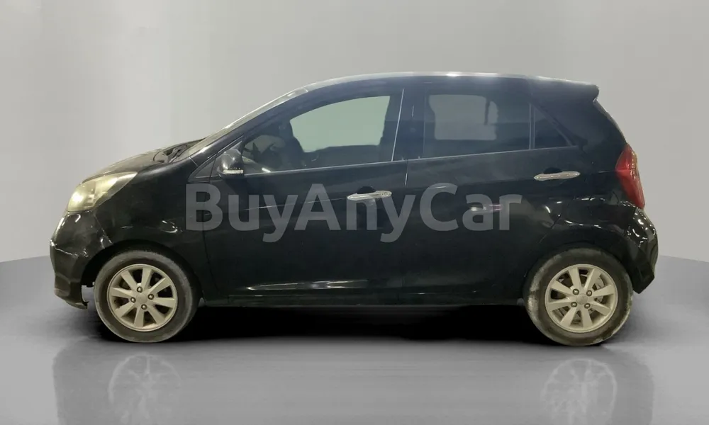 Vehicle photo 4