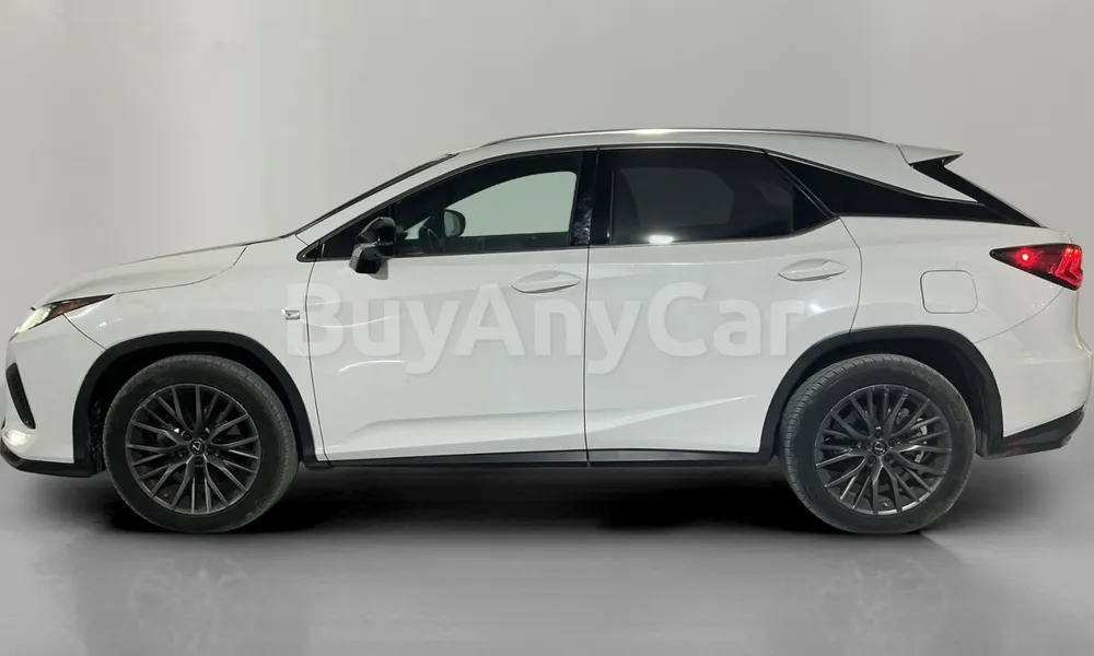 Vehicle photo 4