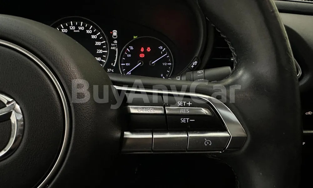 Vehicle photo 11