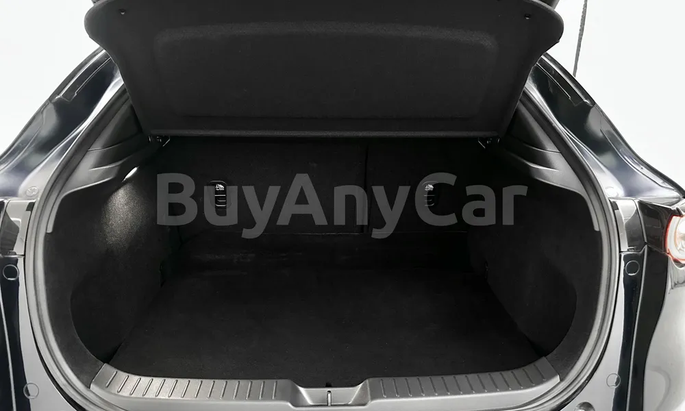 Vehicle photo 14