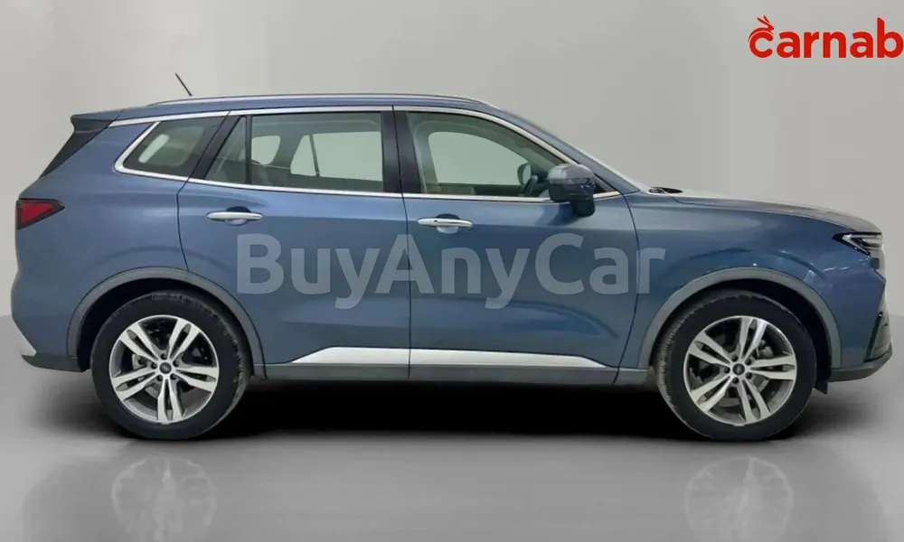 Vehicle photo 4