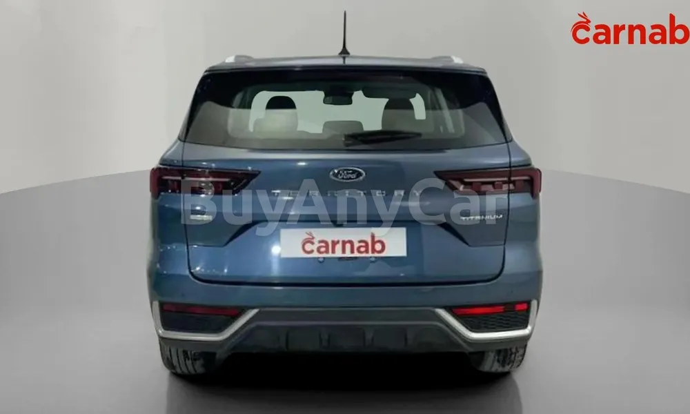 Vehicle photo 2