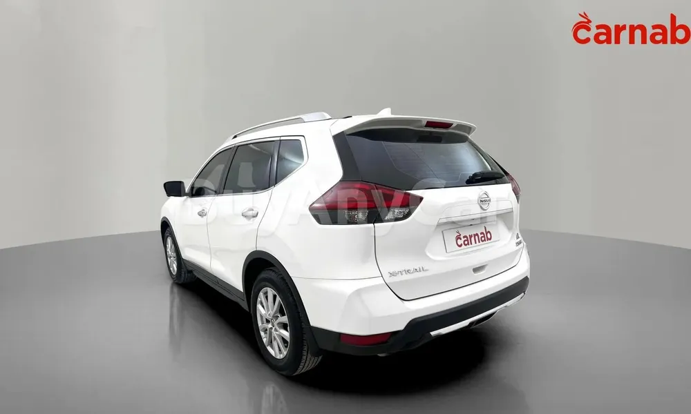 Vehicle photo 6
