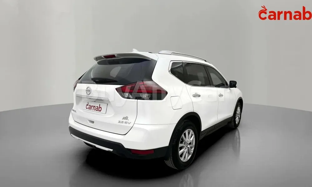 Vehicle photo 8