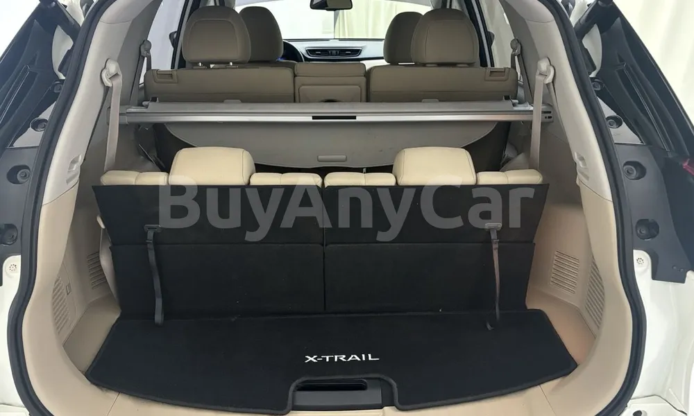 Vehicle photo 15