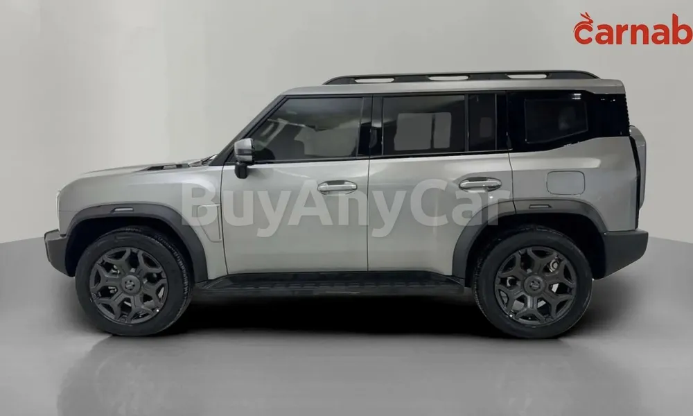 Vehicle photo 4