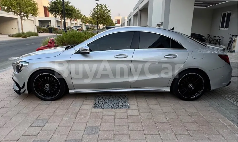 Vehicle photo 5