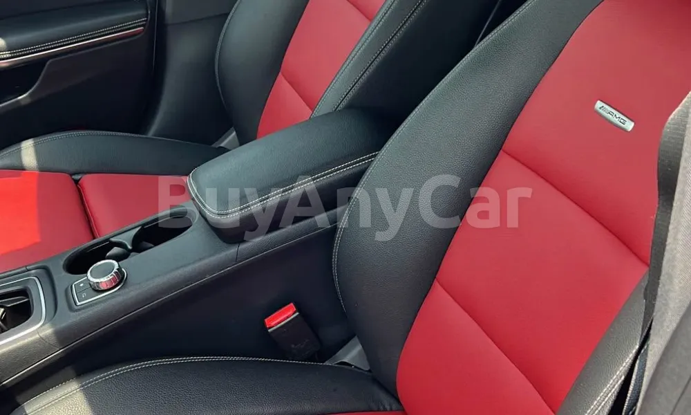 Vehicle photo 4