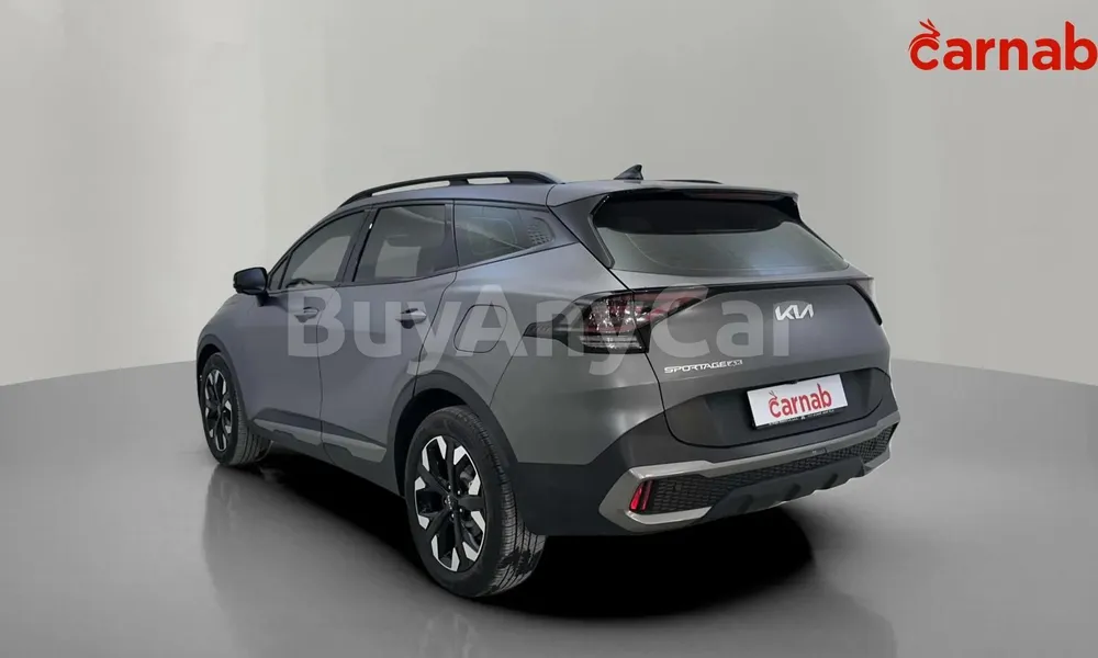 Vehicle photo 8