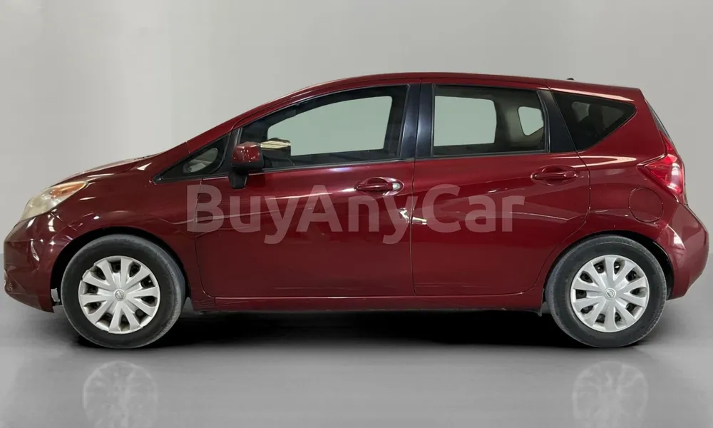 Vehicle photo 4