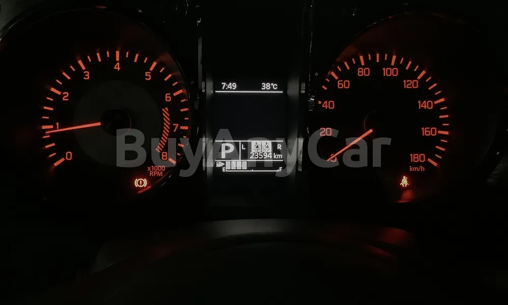 Vehicle photo 6
