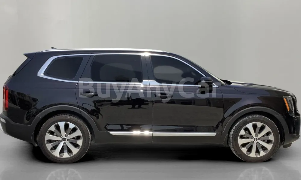 Vehicle photo 3