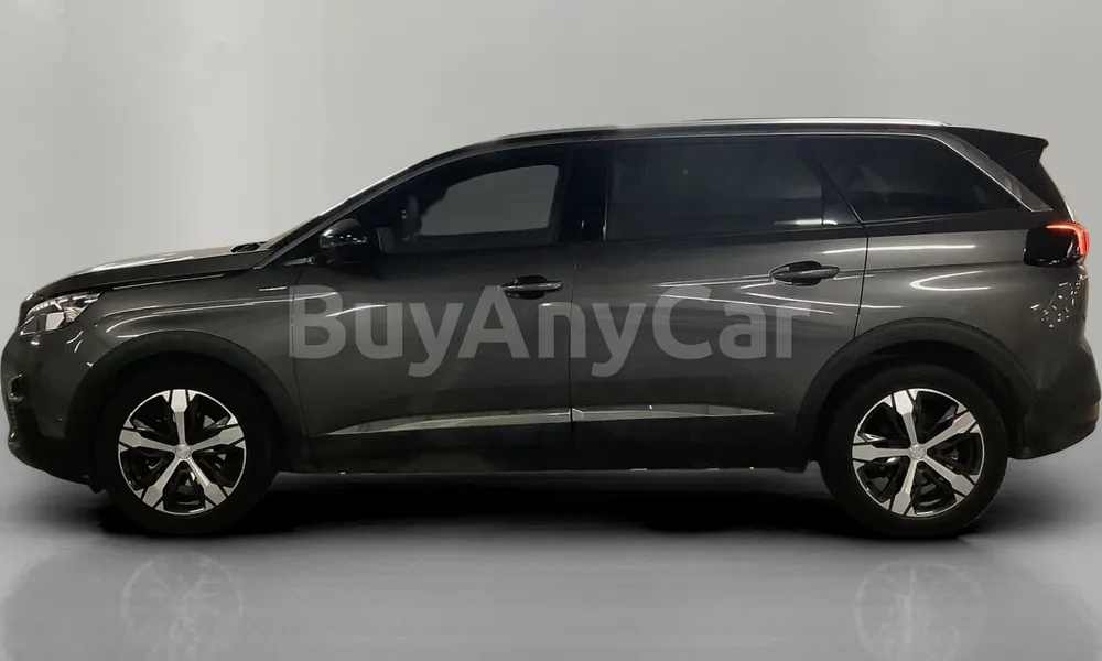 Vehicle photo 4