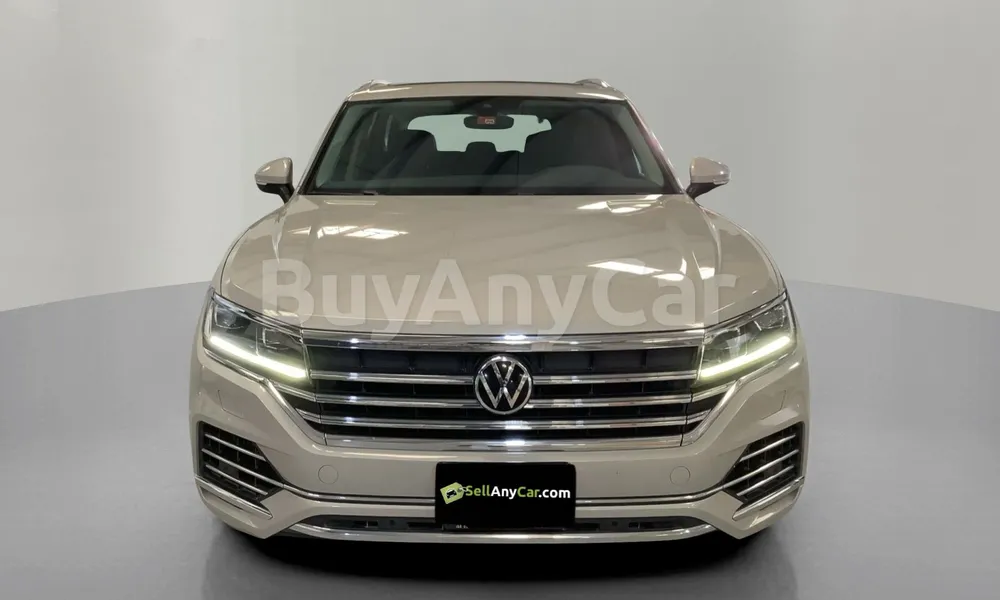 Vehicle photo 1