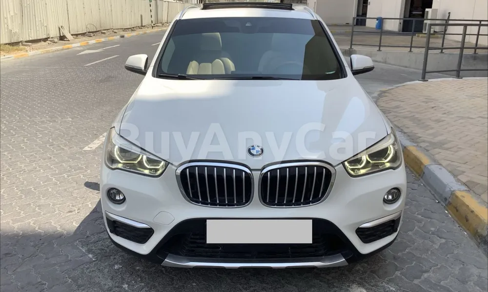 Vehicle photo 1