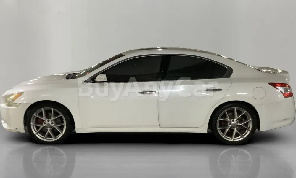 Vehicle photo 4
