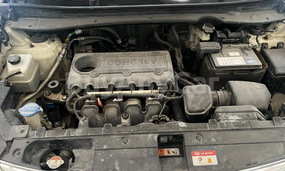 Vehicle photo 7